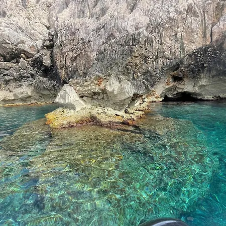 Gaudi Art Апартаменты