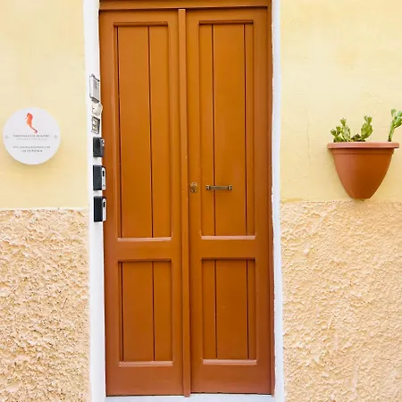Gaudi Art Apartment Alghero