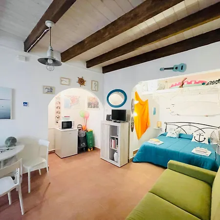 Gaudi Art Apartment Alghero