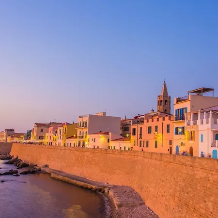 Gaudi Art * Alghero
